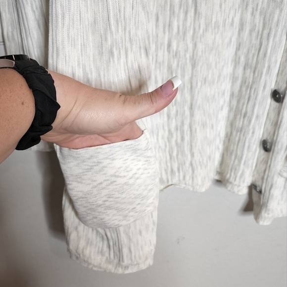 Nic+Zoe knite grey/cream button cardigan. pockets. size small - Picture 6 of 17